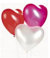 25 adet renkli kalp balon uçan balon buketi
