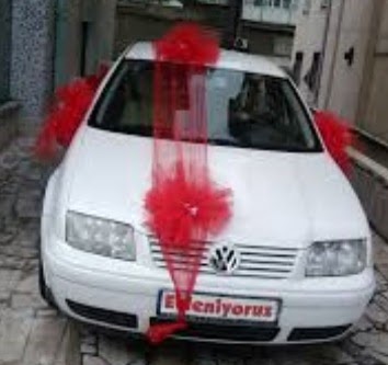  İstanbul Taksim çiçek gönderme  çiçeksiz gelin arabası süslemesi