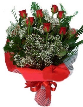 7 kırmızı gül buketi  İstanbul Taksim 14 şubat sevgililer günü çiçek 