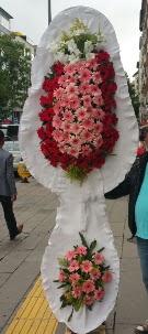 Düğün Açılış Çiçek Modelleri  İstanbul Taksim hediye sevgilime hediye çiçek 