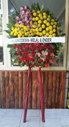  İstanbul Taksim cicek , cicekci  Cenaze çiçek modeli