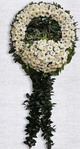 Cenaze çiçeği çiçek modeli  İstanbul Taksim internetten çiçek satışı 
