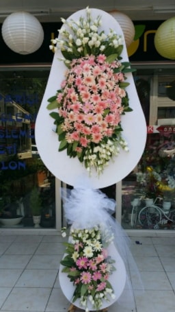 Çift katlı özel şahane sepet çiçeği  İstanbul Taksim İnternetten çiçek siparişi 