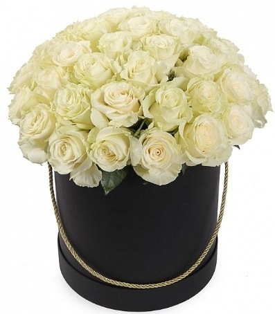 33 adet beyaz gül özel kutuda isteme çiçeği  İstanbul Taksim ucuz çiçek gönder 