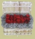  İstanbul Taksim internetten çiçek siparişi  Sandikta 11 adet güller - sevdiklerinize en ideal seçim
